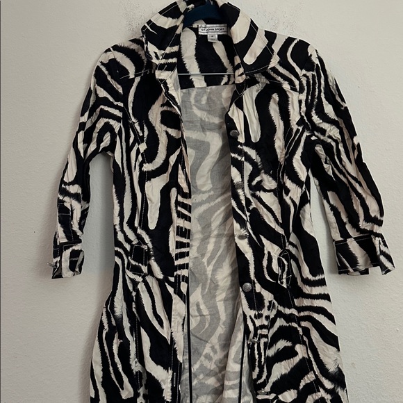 Chic Zebra Pattern Jacket - Picture 2 of 7